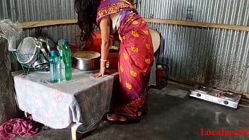 indian bengali sex video in red saree girl in hotel