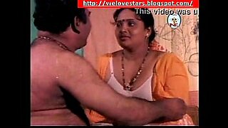 hot mallu maid seducing her owner son