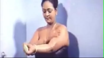 mallu aunty removing bra videos