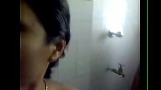 18 age girl bathing caught in camara in andhragirl