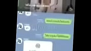 amateur lilseximommy flashing pussy on live webcam cam biz
