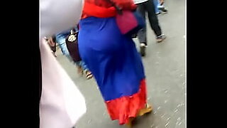 indian lift saree and licking