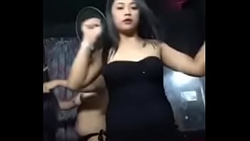 huge booty dance