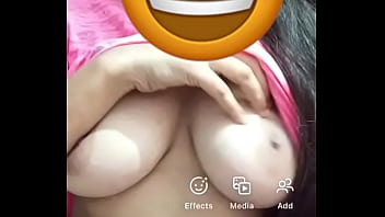 stunning girl merilyn sekova is showing her boobs