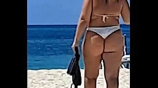 beach bikini masturbation
