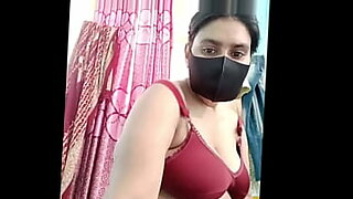bangladesh woman tit