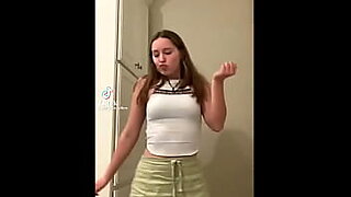 teen girl to squirt