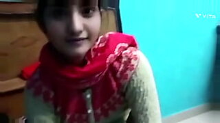 sunny leon ka sexy two boy ke sath sexy