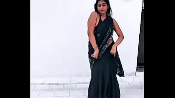wet saree boobs pressing without bra saree porn vi