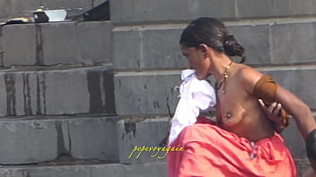 18 age girl bathing caught in camara in andhragirl