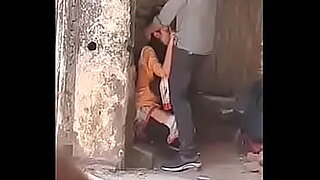 pakistani village girl fucking hidden against wall
