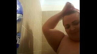 mia khalifa loves to get horny in the bath