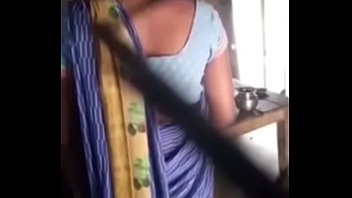 indian aunty seduces