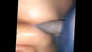 oral tease feather