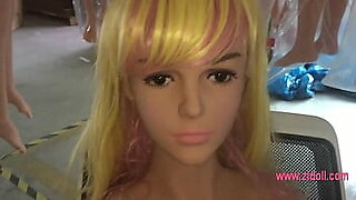 doll sex shemale