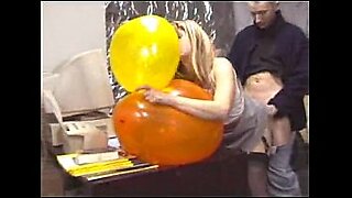 lesbian humping squirting orgasm