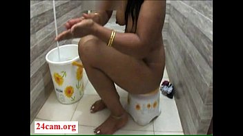 rape mom in bath room japanese