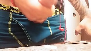 busting a monster load on holly 039s feet pt 1